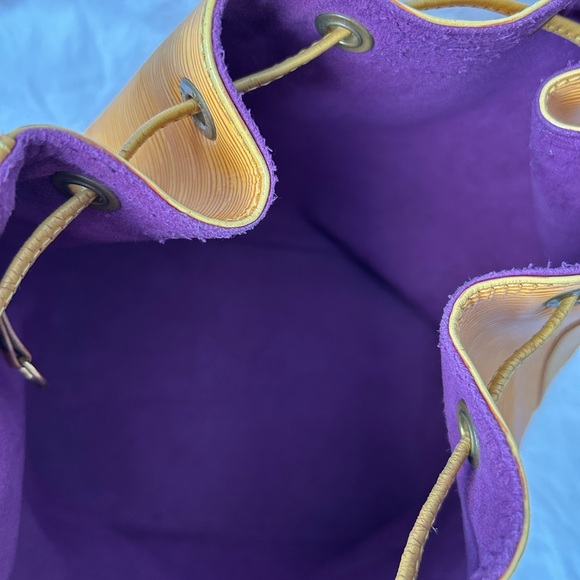 LV Louis Vuitton epi leather bundle! 🔥 - Picture 12 of 17